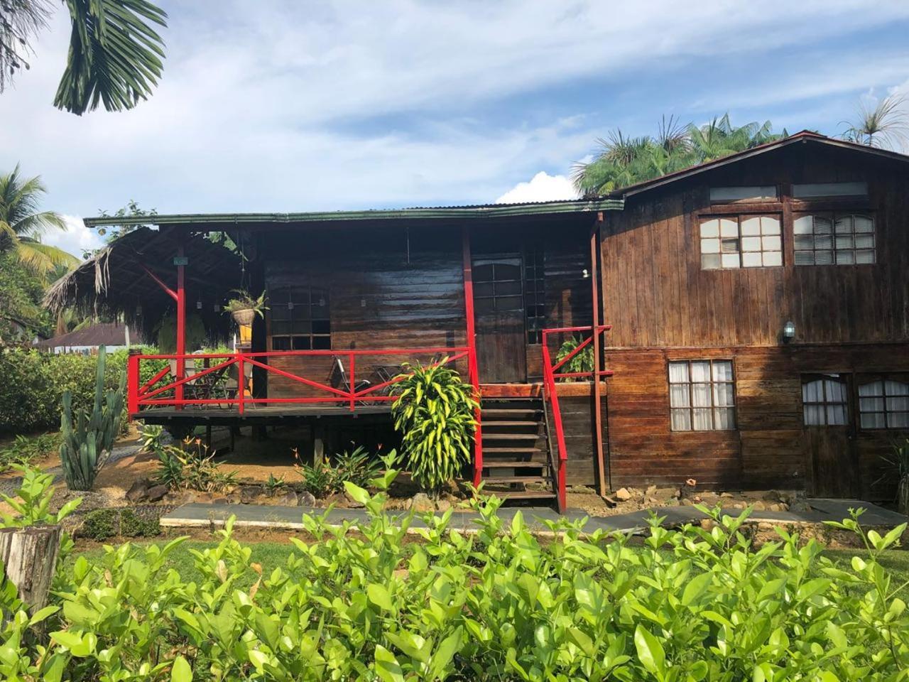 Posada Turistica Quenari Wii Mitu ภายนอก รูปภาพ