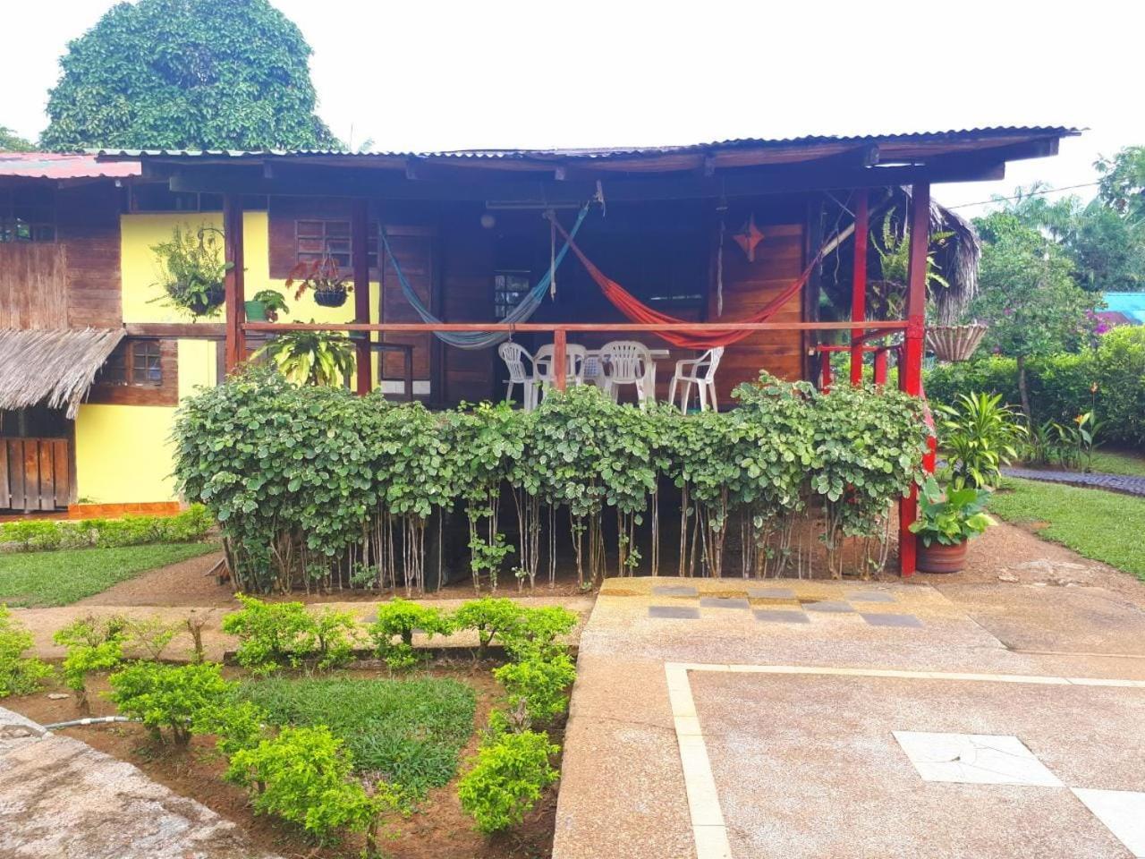 Posada Turistica Quenari Wii Mitu ภายนอก รูปภาพ